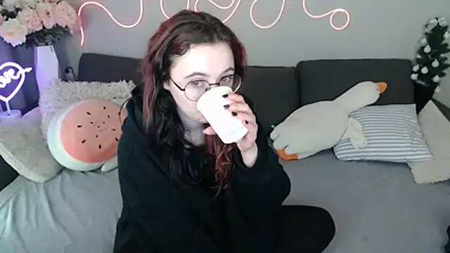 Snapshot of Mini_Diva chatting on 29, 3, 2026 Mini Diva online show from 29, 3, 2026