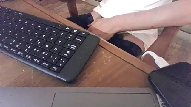nicolaaaaas online show from 14, 2, 2025