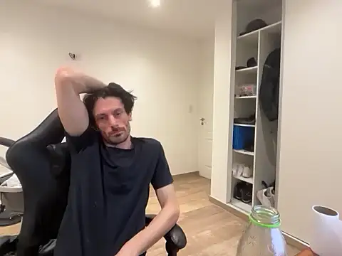 nicolaaaaas online show from 7, 11, 2025