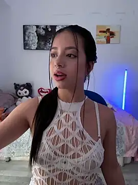 AliceJovovich online show from 13, 11, 2025