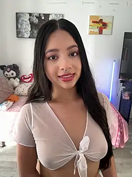 AliceJovovich online show from 17, 11, 2025