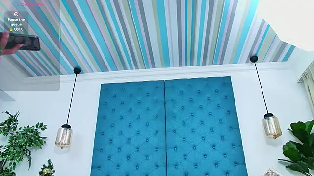 BriannaHart online show from 19, 12, 2025