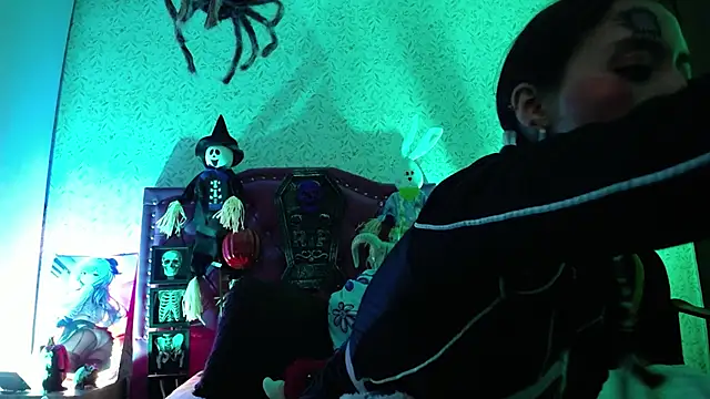 Snapshot of luly_pink chatting on 28, 10, 2025 luly pink online show from 28, 10, 2025