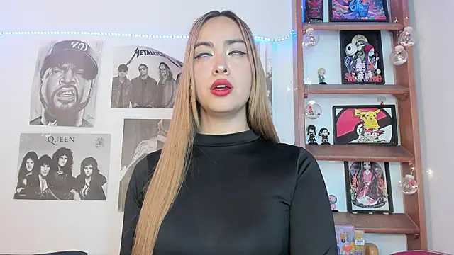 Snapshot of Meowlody chatting on 21, 10, 2025 Meowlody online show from 21, 10, 2025