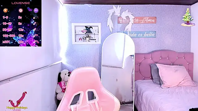 Kenia tompson01 online show from 16, 12, 2024