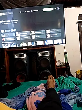 Snapshot of Akonam3000 chatting on 28, 10, 2025 Akonam3000 online show from 28, 10, 2025