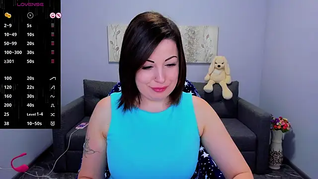 Emily Midlton online show from 28, 10, 2025