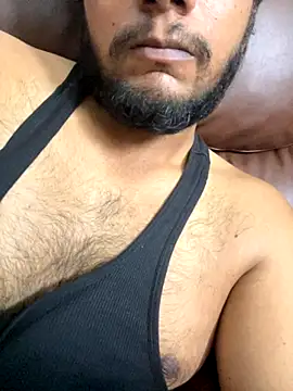 Snapshot of indianhotche chatting on 5, 11, 2025 indianhotche online show from 5, 11, 2025