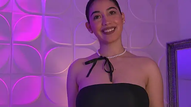 Amy Sin online show from 3, 2, 2025