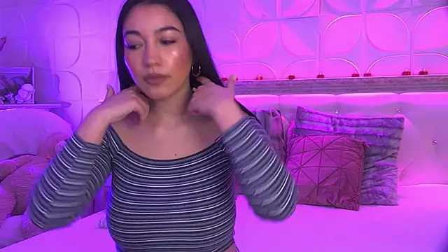 Amy Sin online show from 2, 3, 2025