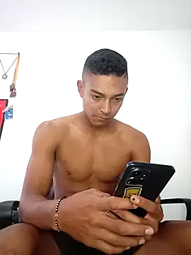 Demiansteven2 online show from 10, 10, 2025