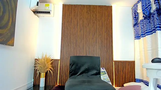 Sweet Ashley v online show from 18, 2, 2025