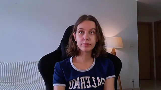 Snapshot of VanessaBayer2 chatting on 13, 12, 2024 VanessaBayer2 online show from 13, 12, 2024