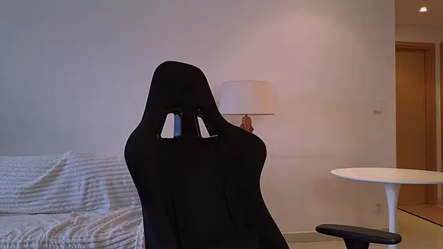 Snapshot of VanessaBayer2 chatting on 20, 12, 2024 VanessaBayer2 online show from 20, 12, 2024