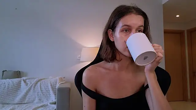 Snapshot of VanessaBayer2 chatting on 27, 12, 2024 VanessaBayer2 online show from 27, 12, 2024