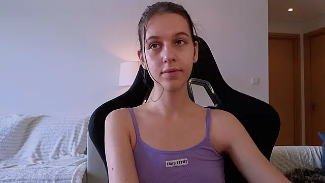 Snapshot of VanessaBayer2 chatting on 5, 1, 2025 VanessaBayer2 online show from 5, 1, 2025