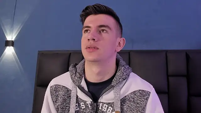 MikaelSlow online show from 8, 11, 2025