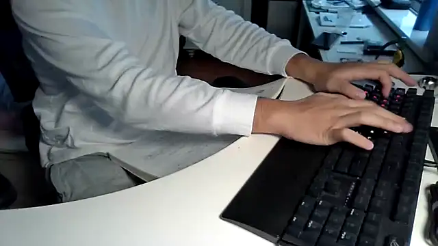 Snapshot of big-pig chatting on 17, 11, 2025 big-pig online show from 17, 11, 2025