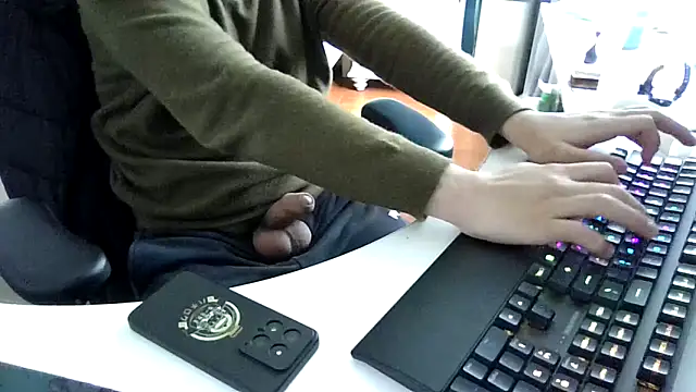 Snapshot of big-pig chatting on 15, 2, 2026 big-pig online show from 15, 2, 2026