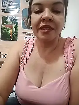 Snapshot of MarilynDavies chatting on 25, 2, 2025 MarilynDavies online show from 25, 2, 2025