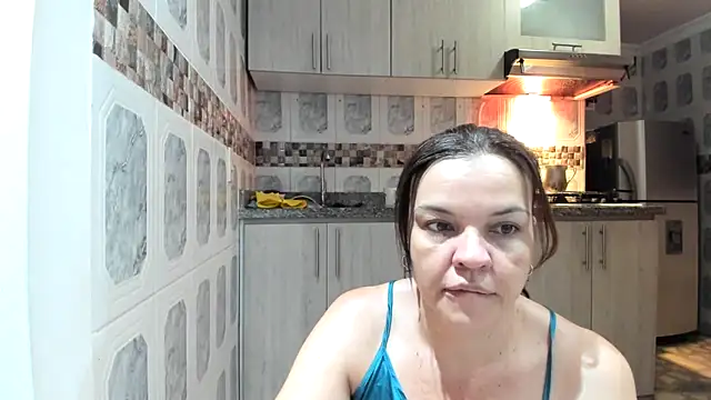 Snapshot of MarilynDavies chatting on 5, 10, 2025 MarilynDavies online show from 5, 10, 2025