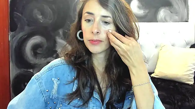 Snapshot of ScarletKings chatting on 24, 10, 2025 ScarletKings online show from 24, 10, 2025