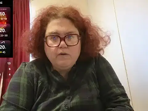 Snapshot of EmberCum chatting on 1, 3, 2025 EmberCum online show from 1, 3, 2025