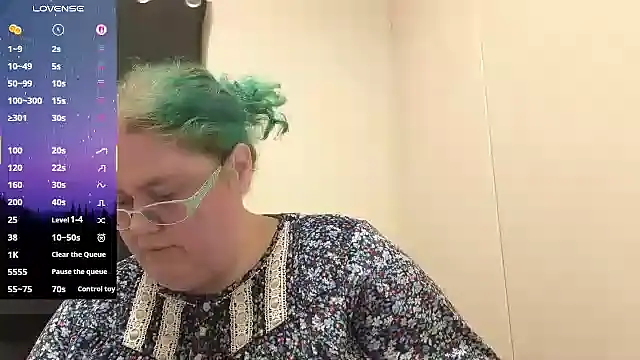 Snapshot of EmberCum chatting on 10, 9, 2025 EmberCum online show from 10, 9, 2025