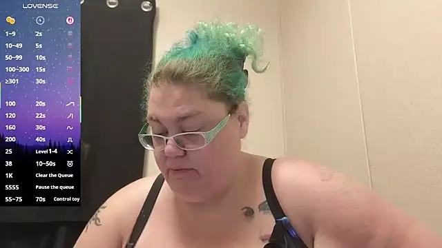 Snapshot of EmberCum chatting on 26, 9, 2025 EmberCum online show from 26, 9, 2025