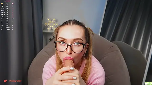 Snapshot of Healing_Hottie chatting on 11, 12, 2024 Healing Hottie online show from 11, 12, 2024