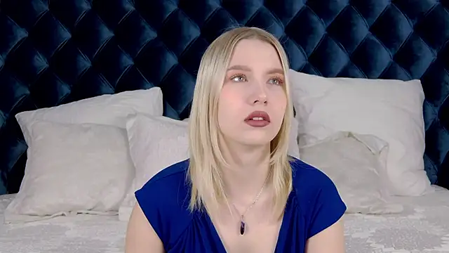 LiliLinn online show from 14, 1, 2025