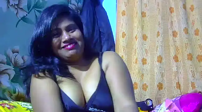 sexy roma online show from 28, 2, 2025