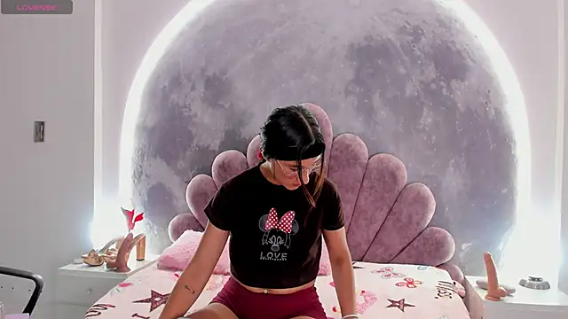 Snapshot of Valeria_Fitness chatting on 22, 3, 2026 Valeria Fitness online show from 22, 3, 2026