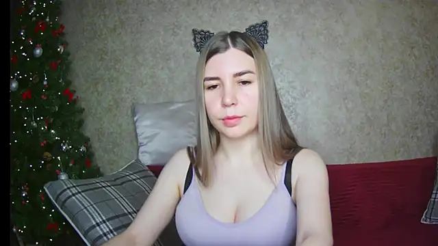 ElllaNuar online show from 15, 1, 2025