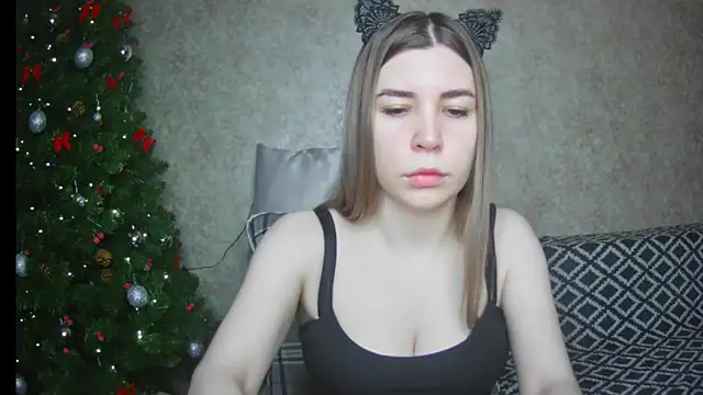 ElllaNuar online show from 20, 1, 2025