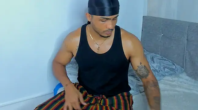 Mateo Reales online show from 4, 3, 2025