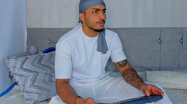 Mateo Reales online show from 5, 3, 2025