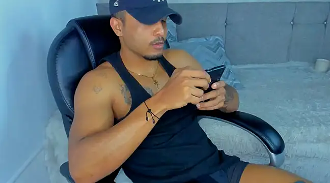 Mateo Reales online show from 8, 3, 2025