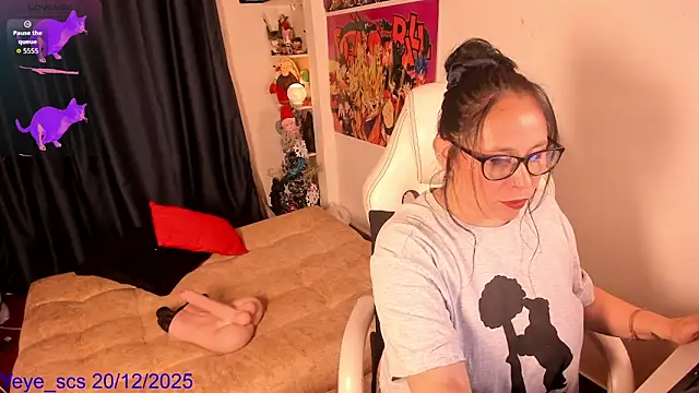 Snapshot of Yeye_scs chatting on 21, 12, 2025 Yeye scs online show from 21, 12, 2025