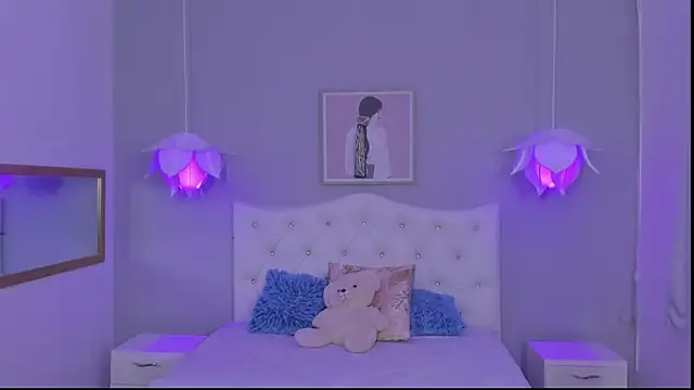 Snapshot of Lisa7_7 chatting on 12, 11, 2025 Lisa7 7 online show from 12, 11, 2025