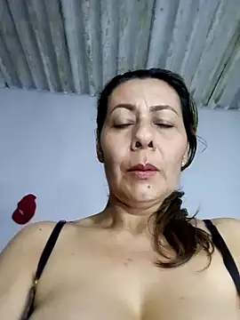 Mia-funny20 online show from 12, 12, 2024