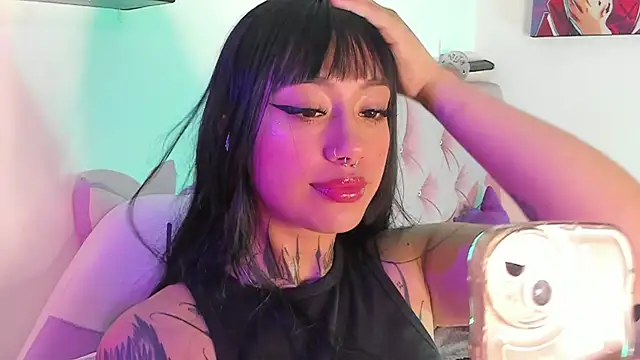 Snapshot of Akari1_Mischief chatting on 3, 1, 2025 Akari1 Mischief online show from 3, 1, 2025