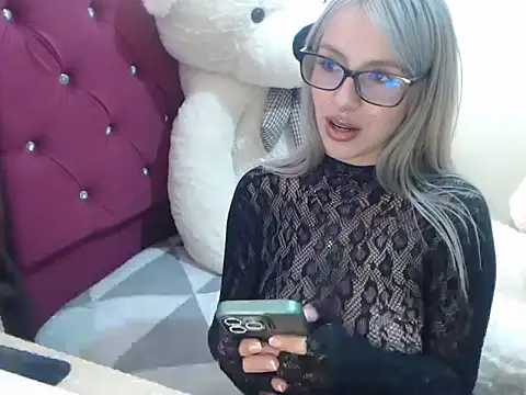 MOLLY4444 online show from 26, 2, 2026