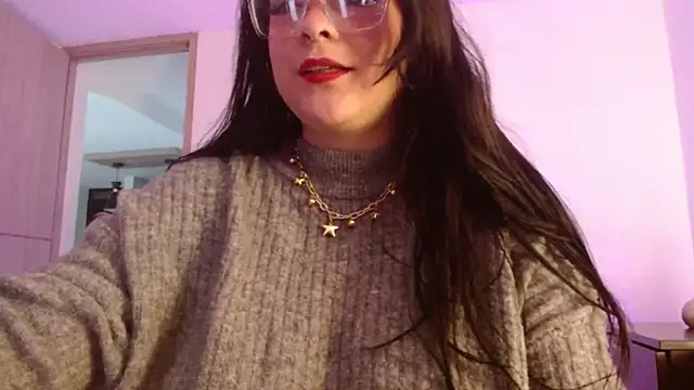 Snapshot of Layna_cold chatting on 18, 2, 2026 Layna cold online show from 18, 2, 2026