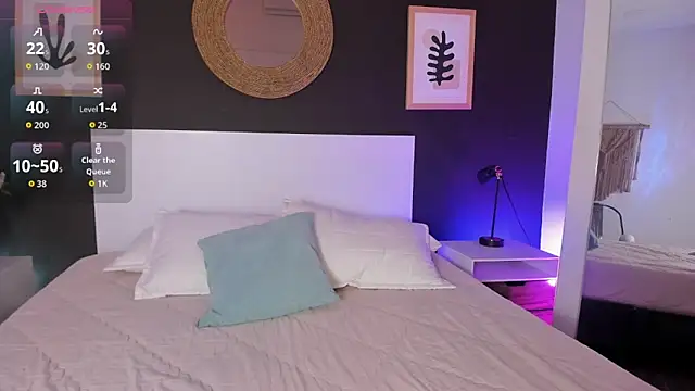 Snapshot of VioletPaket chatting on 8, 2, 2026 VioletPaket online show from 8, 2, 2026