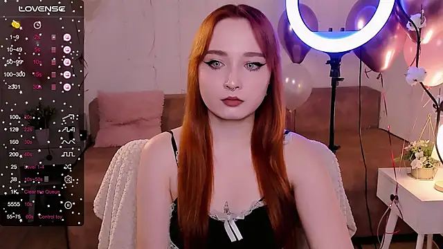 Emma Chery online show from 13, 12, 2024