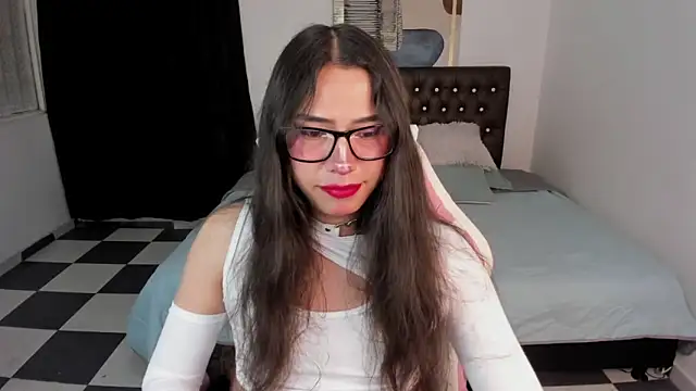 paula kawaiifu  online show from 7, 12, 2024