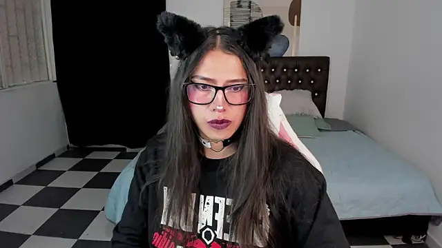 paula kawaiifu  online show from 9, 12, 2024