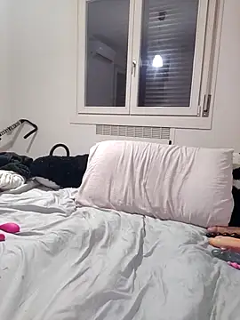 Snapshot of Miachan_LaGattinaVogliosa chatting on 20, 11, 2025 Miachan LaGattinaVogliosa online show from 20, 11, 2025