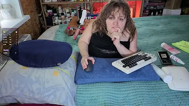 MiniNatalie online show from 12, 11, 2025